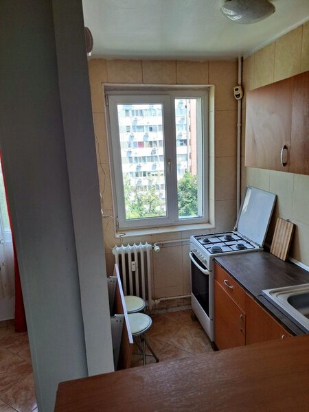Drumul Taberei, Bd. 1 Mai, metrou Favorit, ac, disponibila marti